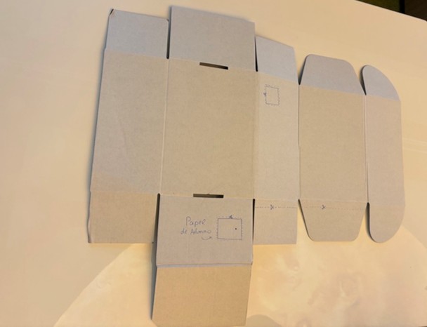 pintado en la caja las marcas